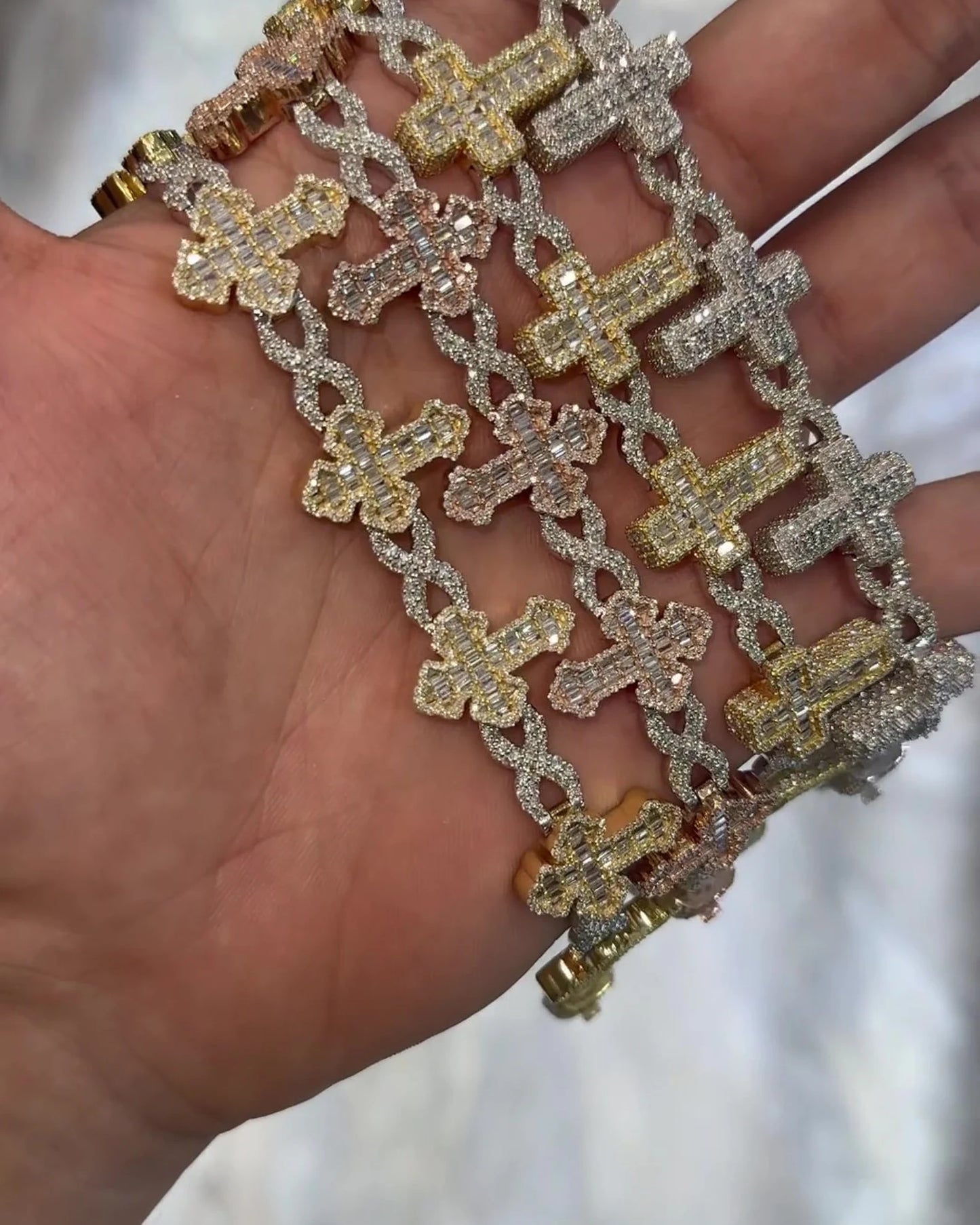 Stainless Steel Cross Link Bracelet – Hollow Design with Gallery Accent